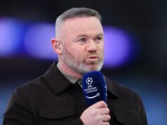 Wayne Rooney faz João Pedro reivindicar antes do confronto do Chelsea na Liga dos Campeões contra o PSG