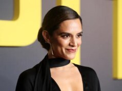 A estrela de ‘The Pitt’ Sepideh Moafi diz que seu primeiro agente ‘Queria que eu mudasse meu nome’: ‘Eu imediatamente disse F— Não’