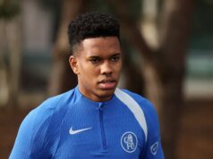 Estevão explica porque rejeitou a transferência do Manchester United para ingressar no Chelsea