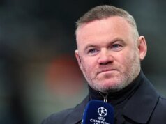 Wayne Rooney reivindica o título da Premier League depois que o Man City derrotou o Arsenal na final da Carabao Cup