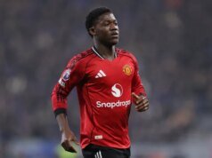 Wes Brown nomeia parceiro de meio-campo ‘perfeito’ para Kobbie Mainoo que o Man Utd deve contratar