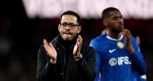 Liam Rosenior reivindica o Arsenal após derrota ‘realmente frustrante’ para o Chelsea