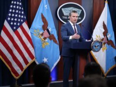 Pete Hegseth reclama que a mídia destaca as tragédias militares dos EUA na guerra do Irã para “fazer o presidente ficar mal”