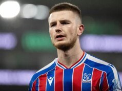 Arsenal e Manchester United rastreiam os mesmos três alvos de transferência de meio-campo