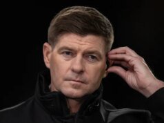 Steven Gerrard concorda que o Liverpool deveria assinar meta de transferência do Arsenal para ‘bilheteria’