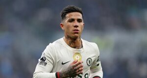 A estrela do Chelsea, Enzo Fernandez, responde aos rumores de transferência do Real Madrid
