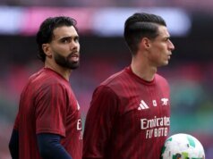 Jens Lehmann manda mensagem forte a Mikel Arteta sobre qual goleiro deve disputar o próximo jogo do Arsenal