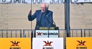 Bernie Sanders: “Esta guerra deve acabar imediatamente!”