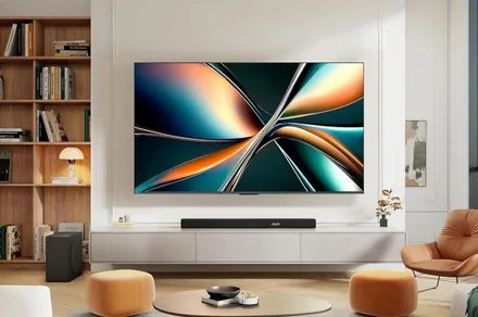 Hisense-85U65QF-on-a-wall.jpg