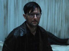 Crítica de ‘Hokum’: Adam Scott está preso em um hotel irlandês assombrado em um terror efetivamente enervante, mas complicado