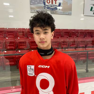 Hockeyeur quebequense recrutado por uma agência de 12 anos: uma atitude à Sidney Crosby