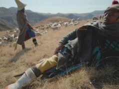 Como o diretor Carl Houston Mc Millan moveu montanhas e se preparou para uma caverna para colocar Lesoto no mapa com ‘Kabelo’