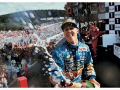Alessandro Benetton fala dos anos de ‘underdog’ na Fórmula 1, das vitórias de Schumacher e do ‘Disruptive’ Sky Doc-Feature ‘Benetton Formula’ (EXCLUSIVO)