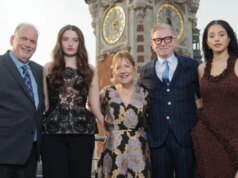 Chase Infiniti e Ann Dowd falam sobre ‘Os Testamentos’ como o programa sobre ‘Despertar e rebelião entre mulheres mais jovens em Gileade’ abre a série Mania