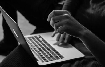 Pesquisa descobre que IA generativa torna as fraudes uma moleza para maus atores