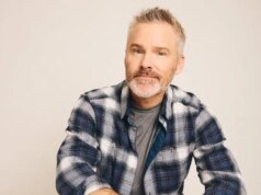 O prolífico dublador de videogame Roger Craig Smith fala sobre a comemoração do 35º aniversário de Sonic the Hedgehog, 14 temporadas de narração de ‘Say Yes to the Dress’