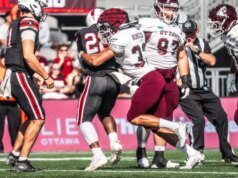 Marc Djonay Rondeau, do Ottawa Gee-Gees, vence o salto em largura no 2026 CFL Combine