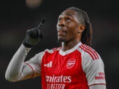 Lesão de Eberechi Eze é a última após o Arsenal vencer o Bayer Leverkusen na Liga dos Campeões