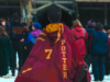 Análise inicial de “Harry Potter”: Feiticeiro usa capa da Grifinória em imagem da série da HBO