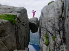 Tirar a foto perfeita arruinou o turismo em “O espetáculo”?
