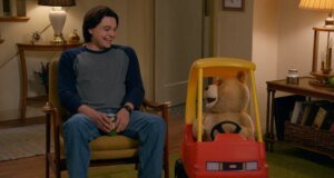 Seth MacFarlane diz que ‘não há plano’ para a terceira temporada de ‘Ted’ porque o programa é ‘muito caro’: ‘Você está fazendo um filme dos Vingadores a cada 22 minutos com a quantidade de CGI necessária’