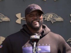 O ex-CFL QB Tee Martin se junta à equipe técnica da LSU de Lane Kiffin