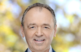 Disney nomeia Thomas Mazloum como novo chefe de experiências