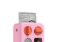 ‘The Art of Loving’ de Olivia Dean agora disponível na plataforma de áudio para crianças Yoto