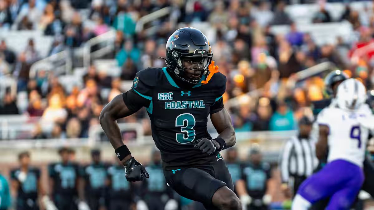 Um receptor de Montreal mise sur sa grande vitesse para atrair a atenção das equipes profissionais