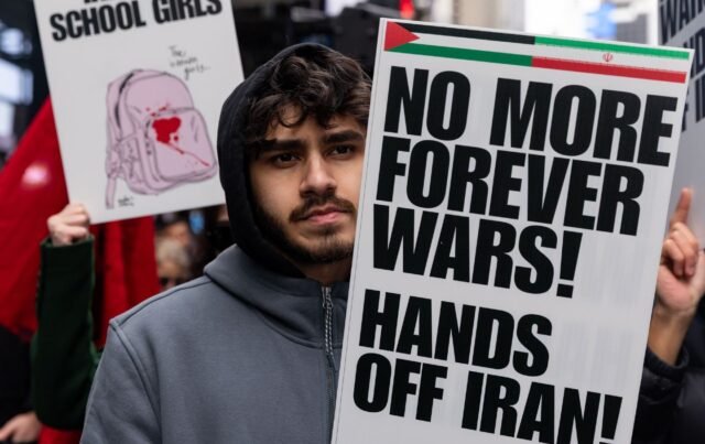 anti-war-times-square-iran.jpg