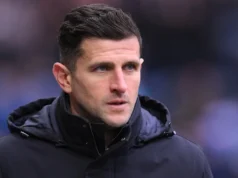 John Mousinho tem conversas ‘positivas’ com jogadores do Portsmouth após goleada no QPR