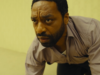 Trailer de ‘Backrooms’: Chiwetel Ejiofor e Renate Reinsve se perdem além da realidade enquanto a sensação de terror do YouTube se torna um filme A24