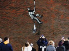 Para Banksy, o crime realmente compensa