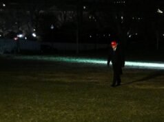 Trump tenta justificar a guerra no Irão, mas declara mudança de objectivos