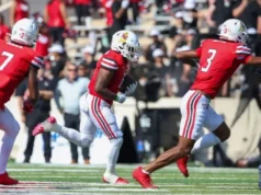 Toronto Argonauts contrata o velocista Lamar SeVonne Rhea