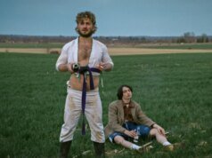 Crítica de ‘Crash Land’: Gabriel LaBelle traz charme ingênuo para a estridente comédia rural sobre a maioridade de Dempsey Bryk – SXSW