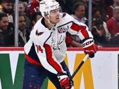 John Carlson trocou aux Ducks