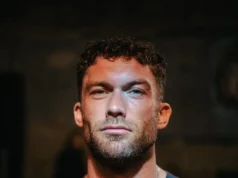 Rotina diária do apresentador de podcast Chris Williamson: ‘Aprenda as regras e faça o que for bom para você’