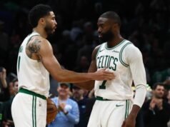 Bill Simmons chama o Celtics de favorito do leste e diz que Jayson Tatum melhorou em uma área