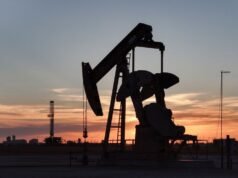 Aumento do petróleo; Brent volta a US$ 100 enquanto Irã intensifica ataques a navios do Golfo