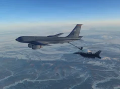 Um avião de reabastecimento militar dos EUA caiu no Iraque. Aqui está o que você deve saber