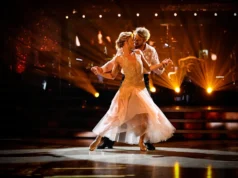 A estrela do Estritamente Nadiya Bychkova confirma saída da série da BBC em meio a uma revisão em andamento: ‘Este não é o fim’