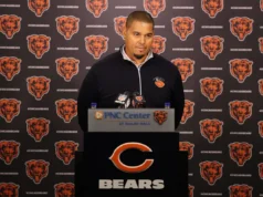 O GM Ryan Poles do Bears aborda o interesse comercial de Maxx Crosby