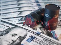 Consumidor dos EUA está um tanto “protegido” do choque no fornecimento de petróleo: Economista