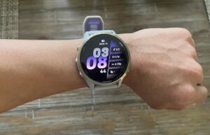 Os usuários do Garmin Smartwatch agora podem fazer chamadas e enviar mensagens de texto pelo WhatsApp