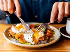 Eu faço este ovo escalfado de micro-ondas de 1 minuto quase todas as manhãs