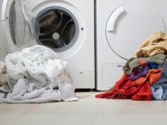 Você provavelmente está usando muito detergente. Um especialista explica por que isso é ruim