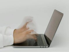 Existe uma maneira fácil de parecer mais profissional por e-mail – e agora custa US $ 39 vitalícios