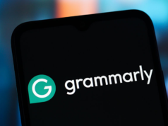 Grammarly remove recurso de IA que usava identidades reais de autores e enfrenta ação coletiva