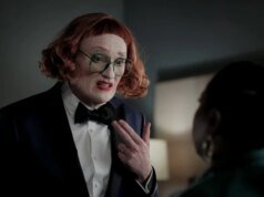 Conan OBrien canaliza a tia Gladys das armas na gloriosa abertura do Oscar